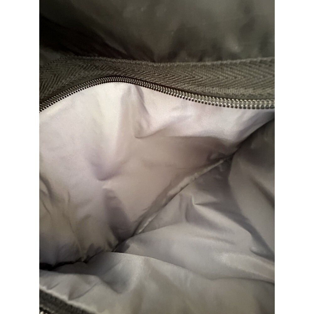 LeSportsac Route Black Backpack Multi Zipper Clean - Picture 9 of 16